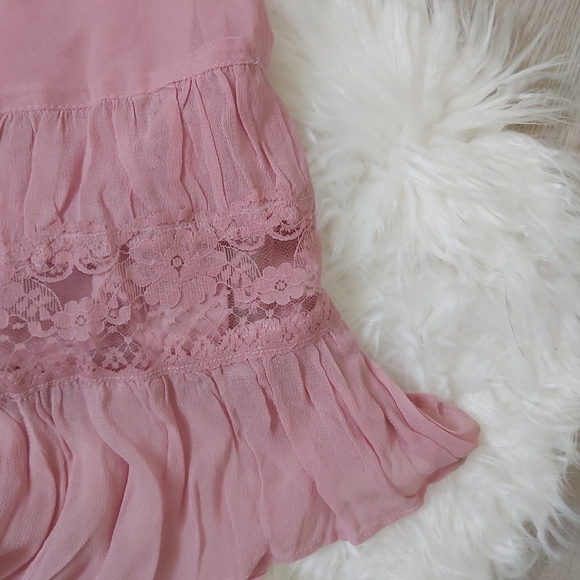 Blush pink flowy Triangle dress - Picture 2 of 8